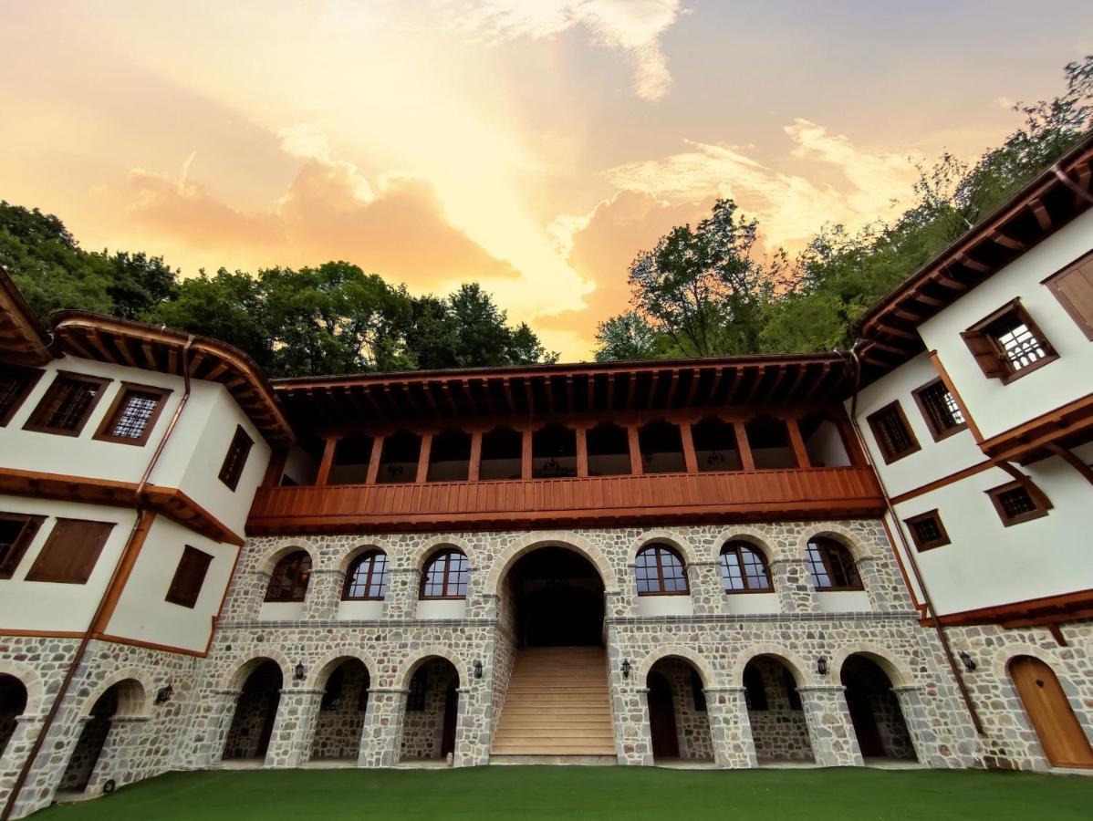 Guest Mansion, Гостински Палат Rostusa Exterior foto