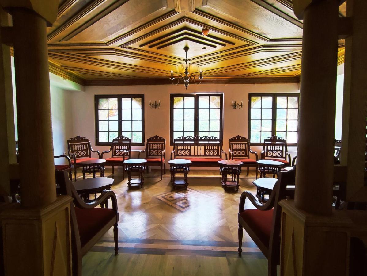Guest Mansion, Гостински Палат Rostusa Exterior foto